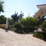 Kostas Agios Georgios Pagon