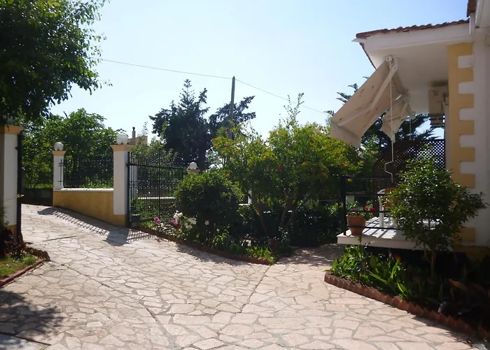 Kostas 圣佐治欧斯帕贡