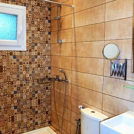 Kostas Agios Georgios Pagon