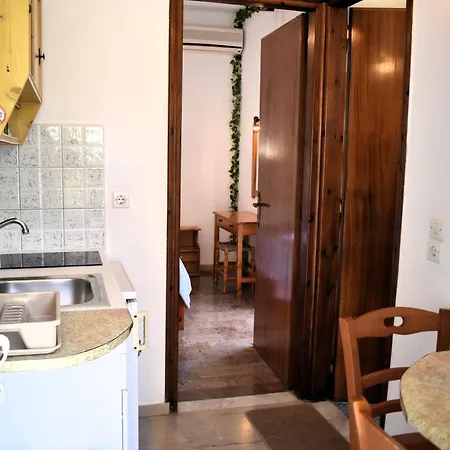 Kostas Agios Georgios Pagon