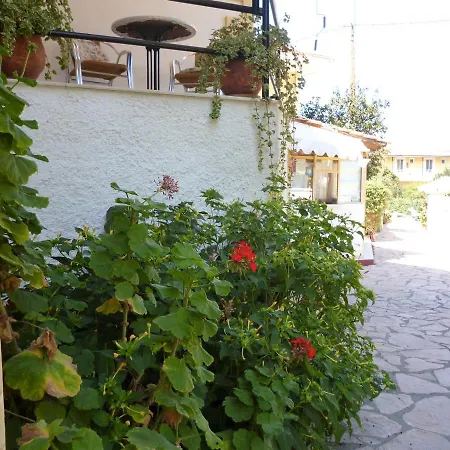 Kostas Appartement *