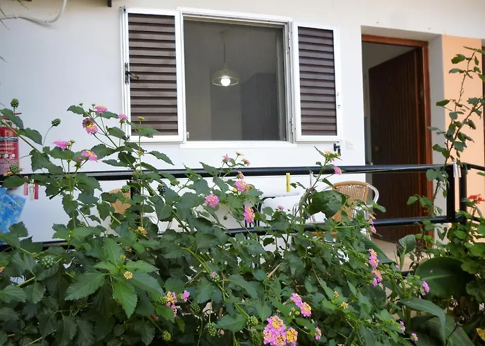 Kostas Appartement *