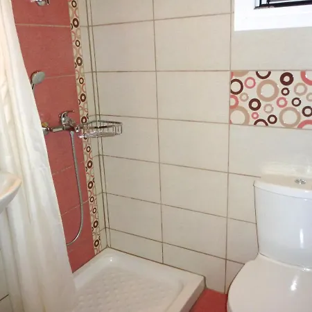 Kostas Apartamento *